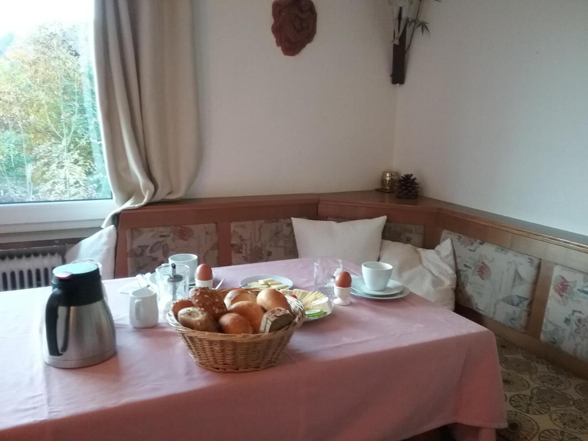 ロッハウ・バイ・ブレゲンツ Haus Biegger Bed & Breakfast エクステリア 写真